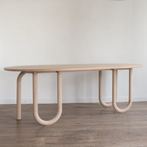 Pearl dining table (M)